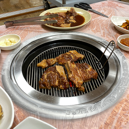 왕릉숯불갈비 이미지