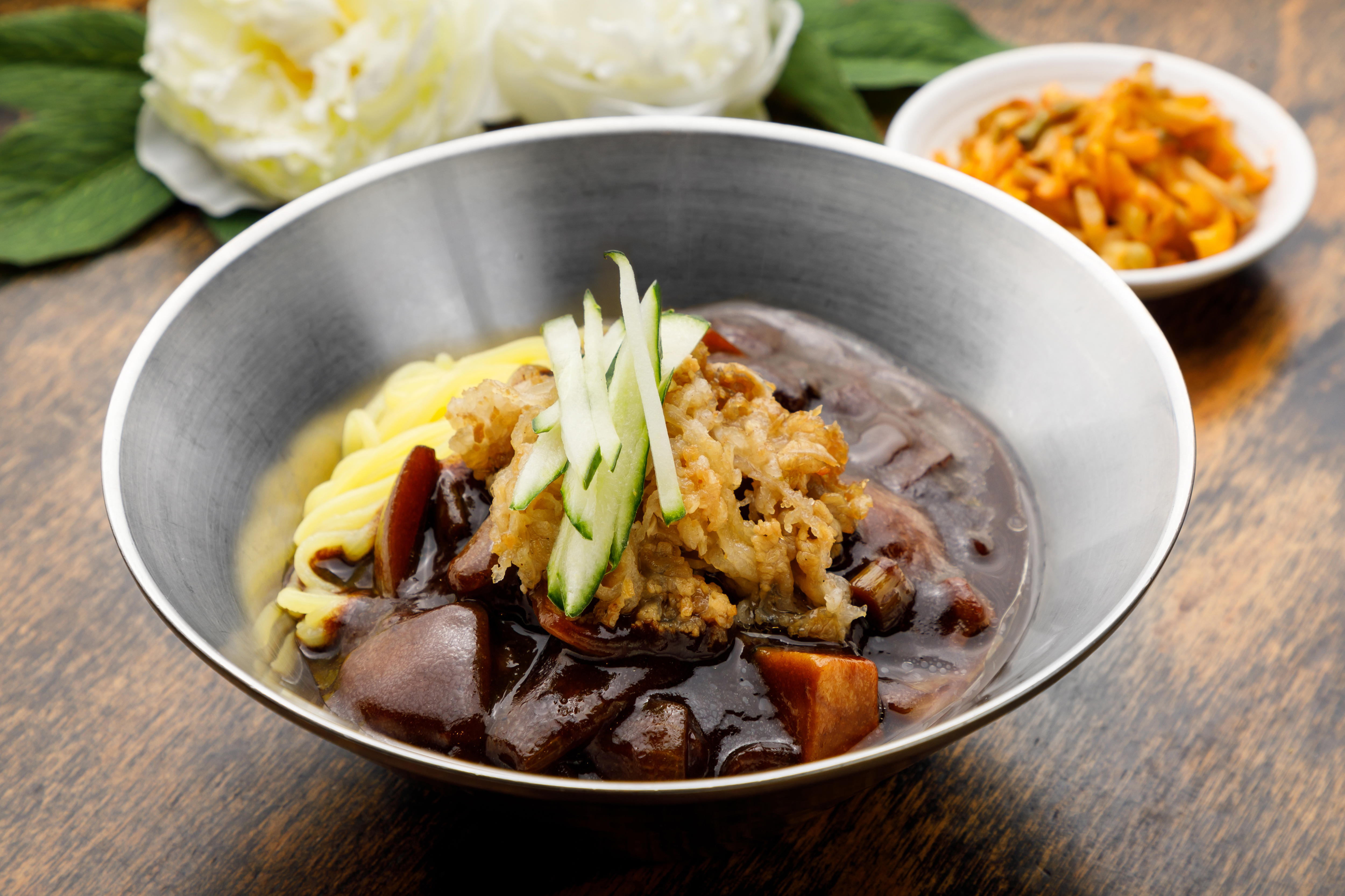 차돌 듬뿍짜장면