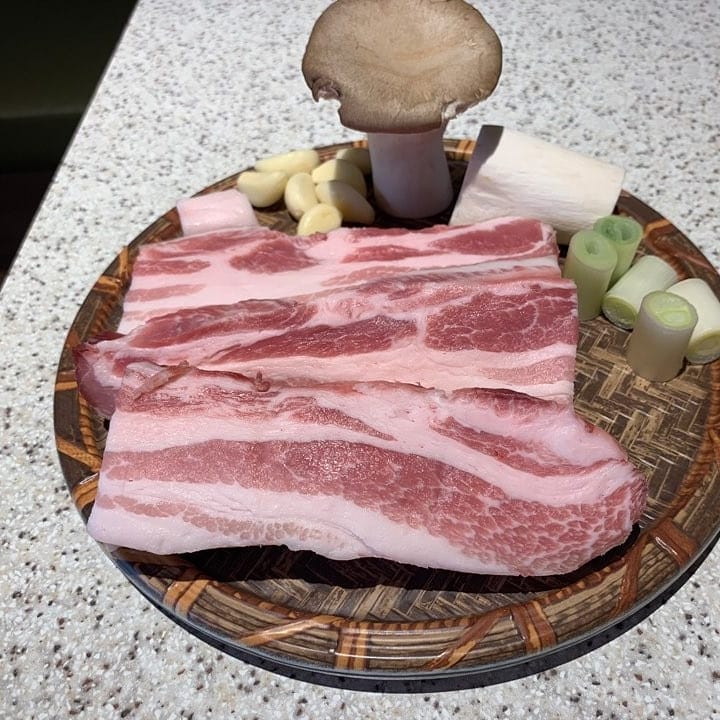 리얼삼겹살