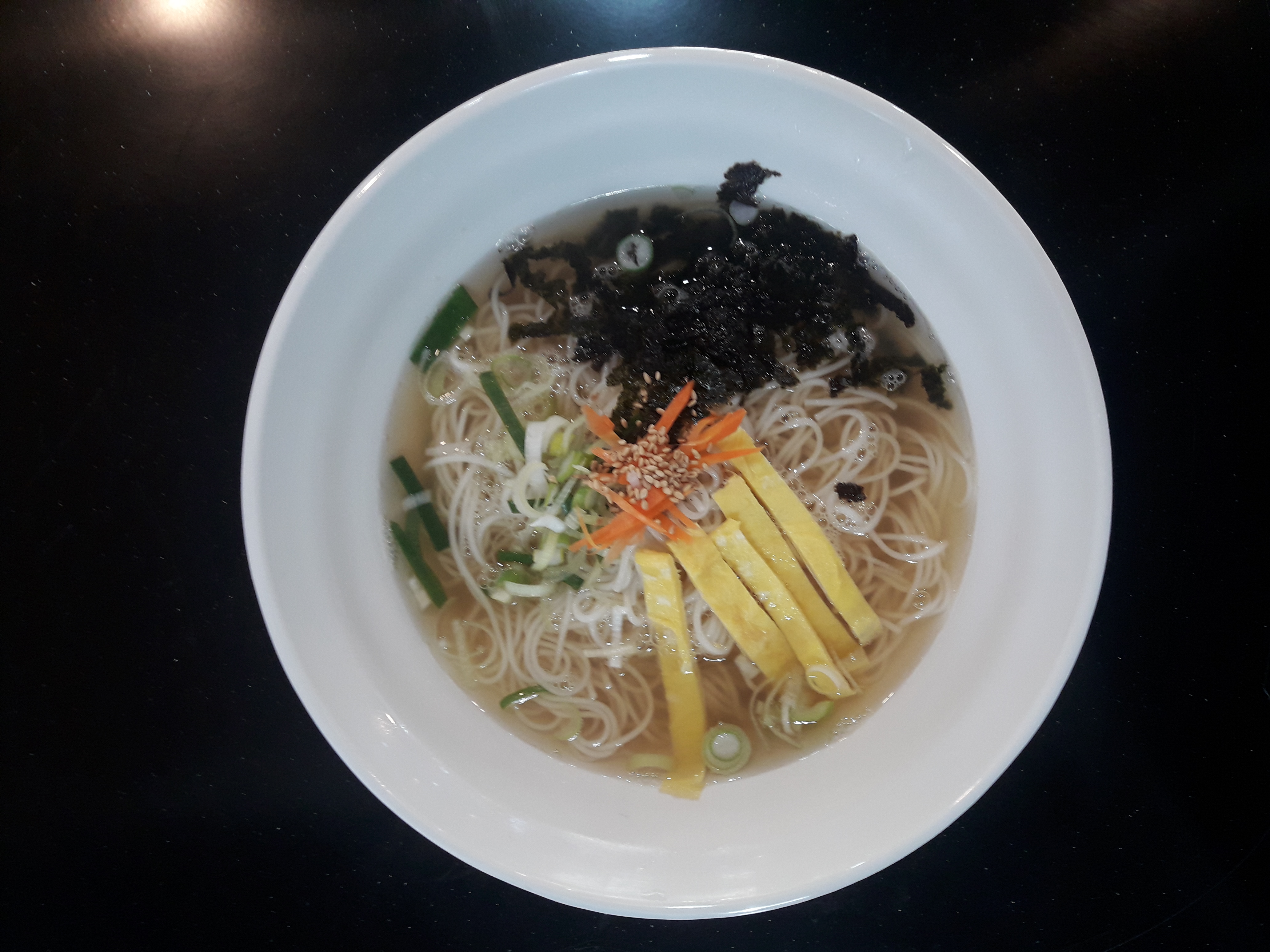 멸치국수
