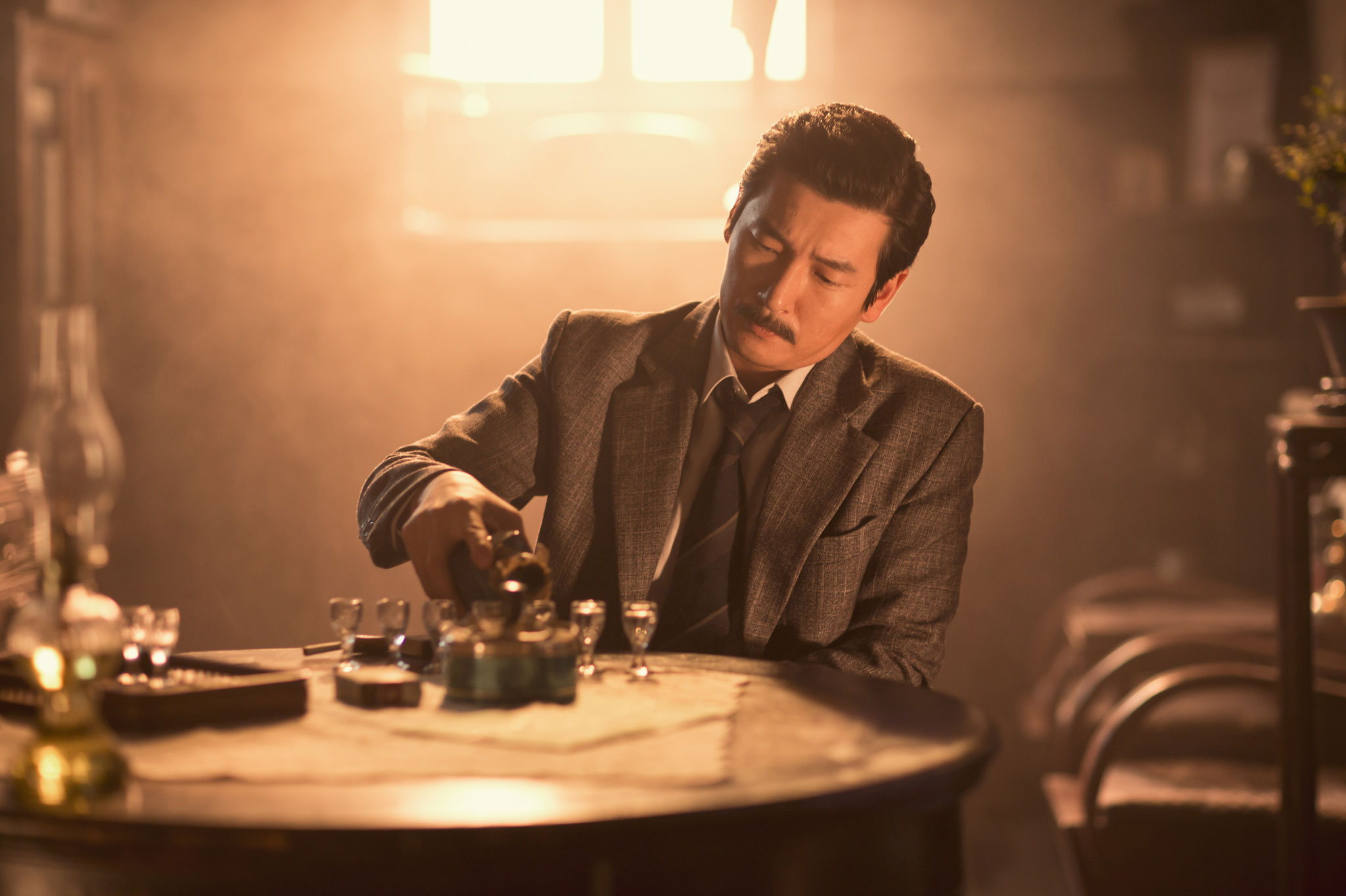 독립운동가 김원봉을 영화로 만들면 어울릴 거 같은 배우는? | 인스티즈