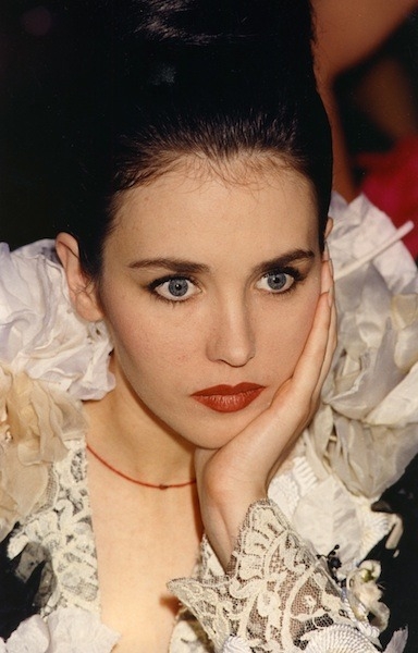 13세 소녀 마약 먹이고 성폭행 감독을 도와주는 유명인들.. | 인스티즈