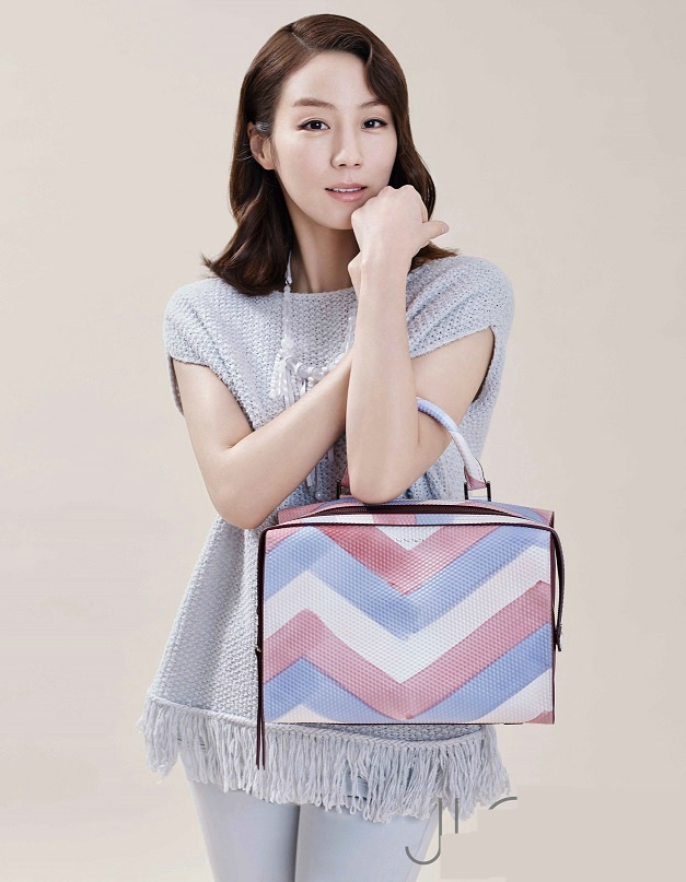 쌍둥이 엄마 문정원, 엄마 같지 않은 패션