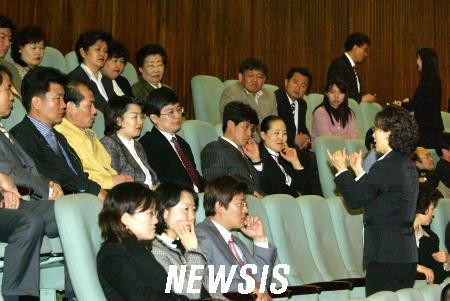 수화로 이미지