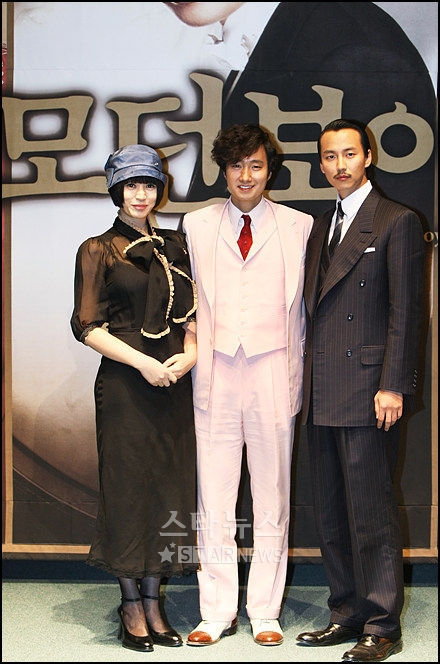 이한 이미지