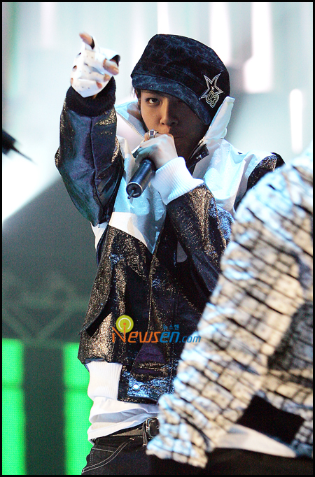 탑(TOP) 이미지