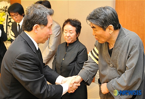 김근태 이미지