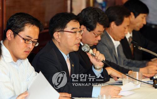 이*헌 이미지