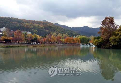 호수풍경 이미지