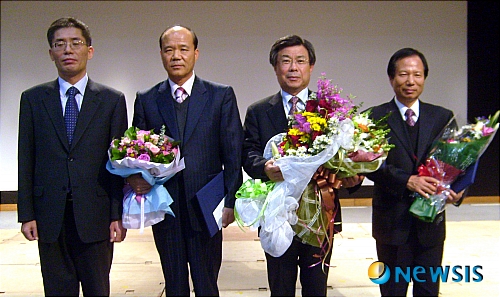 경기도립중앙도서관 이미지