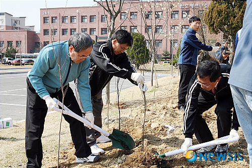 전북대학교 반도체물성연구소 이미지