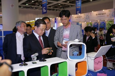 MOBEX 이미지