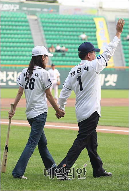 자유투어마켓팅 이미지