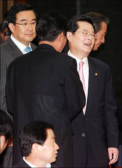 넥타이맨 이미지
