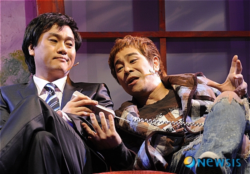 어바웃맨 이미지