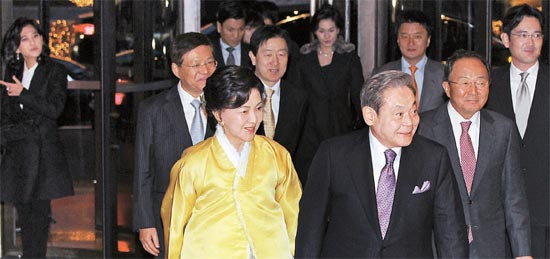 한걸음 이미지