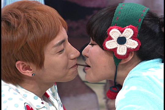 머리와입맞춤 이미지