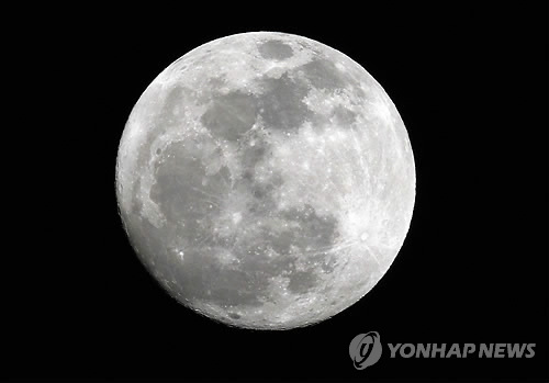 보름달 이미지