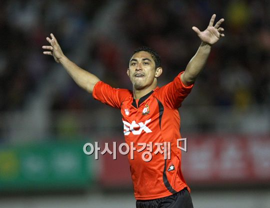 루시오 이미지