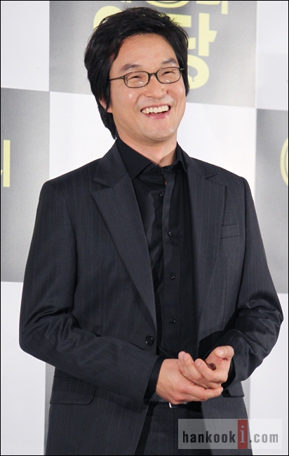 뿌리깊은나무 이미지