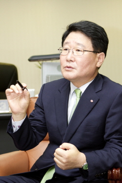 조석인력 이미지