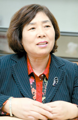 신장충동왕족발 이미지