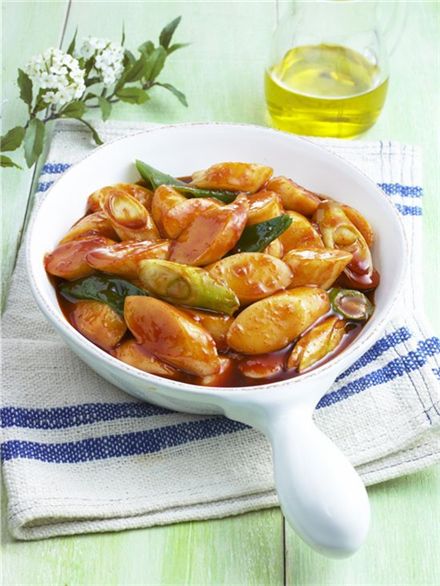 비비큐올리브떡볶이 이미지
