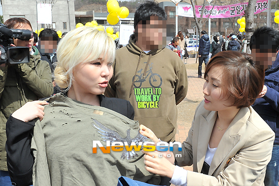 옷예쁘다 이미지