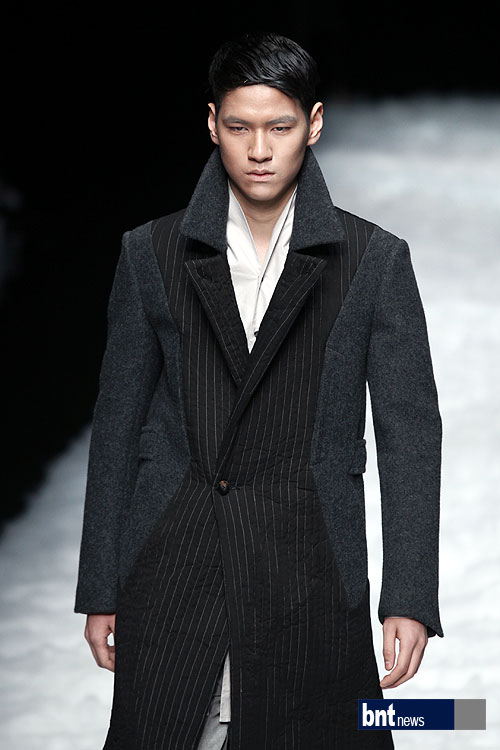 GROUNDWAVE 이미지