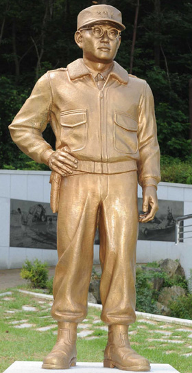 마라영웅 이미지