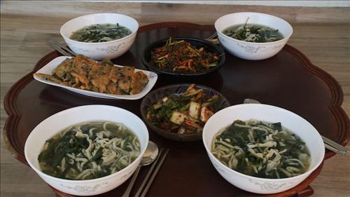 고기밥상 이미지