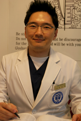 우리더블유치과 이미지
