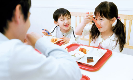 밥상머리 이미지