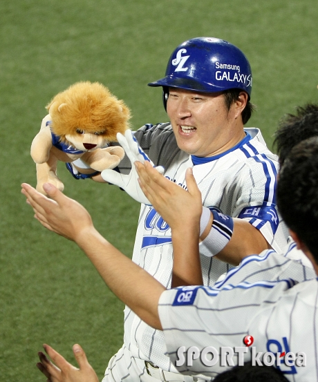 덩실덩실 이미지