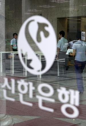 투모로 21 이미지