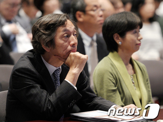 머니아카데미아 이미지