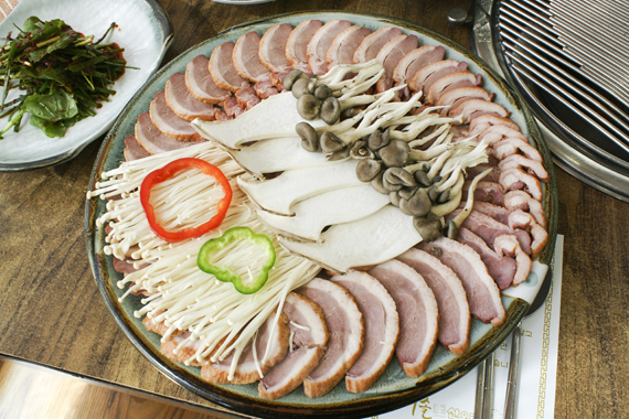 황금오리훈제 이미지