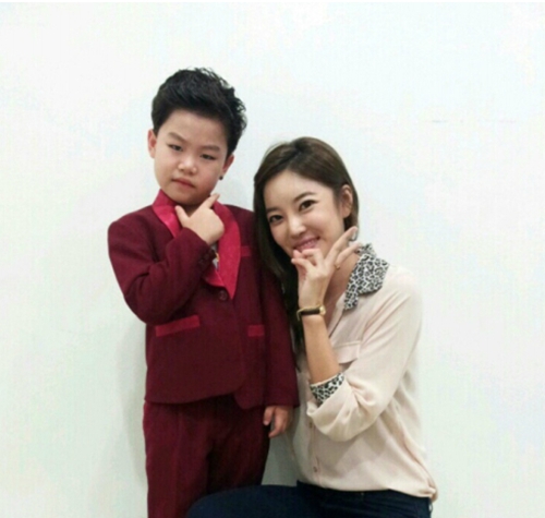 엄마미소 이미지