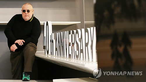 꼴크리에이티브 이미지