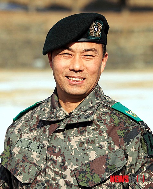 중대장 이미지