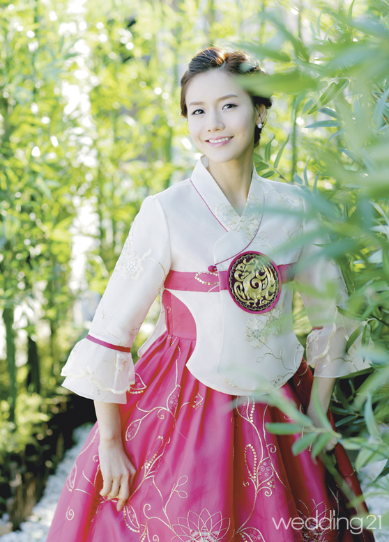 황금단한복 이미지