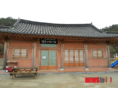 한옥 이미지