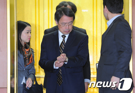 아시아검정공사 이미지
