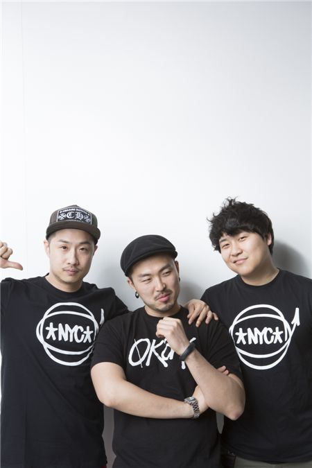 모모트 이미지