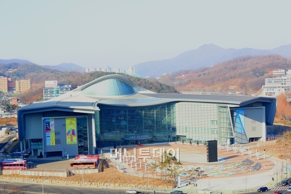 삼성월드컴퍼니 이미지