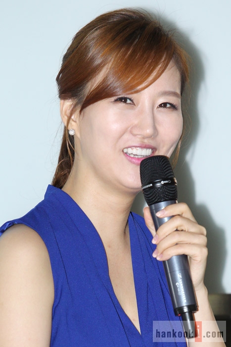 장윤정 기획사 이미지