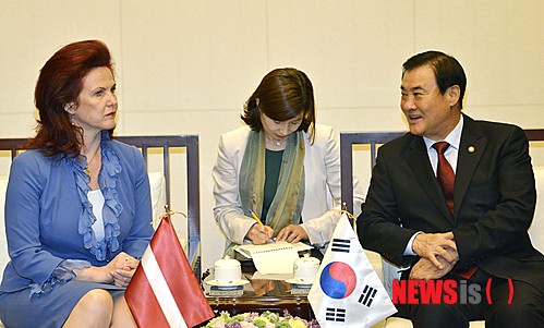 아볼 이미지