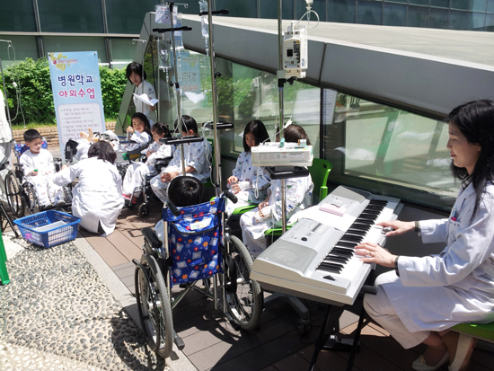 화창한병원 이미지