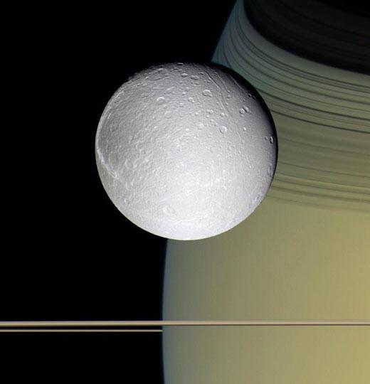 디오네(Dione) 이미지