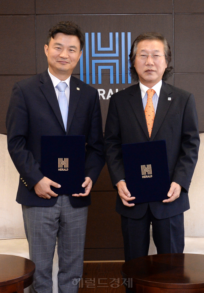 (주)인수푸드 이미지
